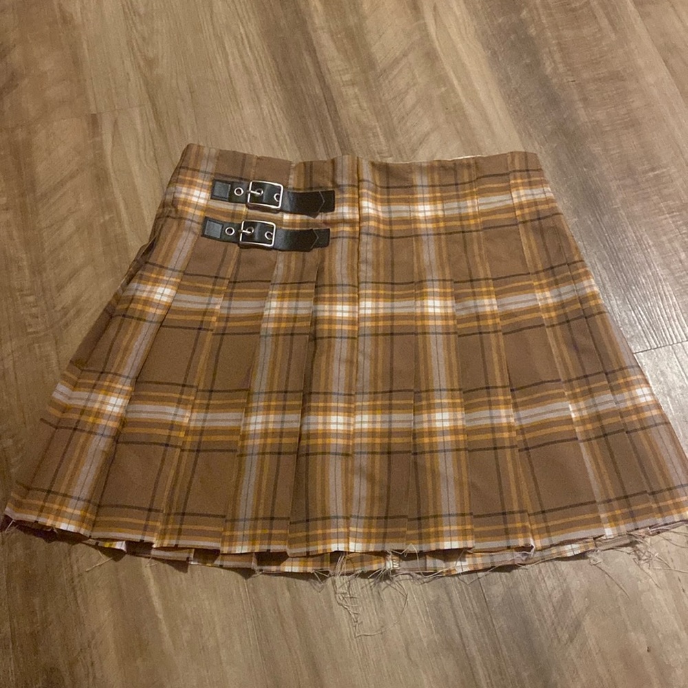 Plaid mini skirt